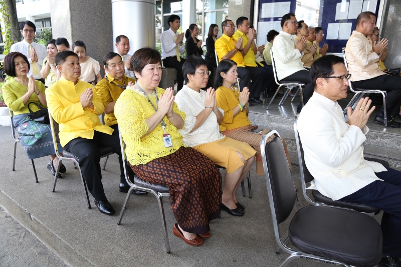 พิธีบำเพ็ญกุศลพระพุทธมนต์และทำบุญตักบาตร
