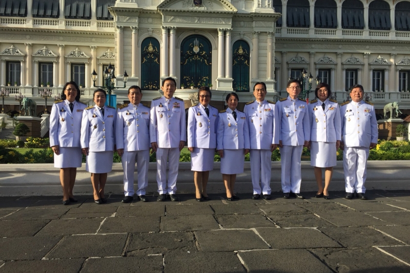 พิธีทำบุญตักบาตรถวายพระราชกุศล