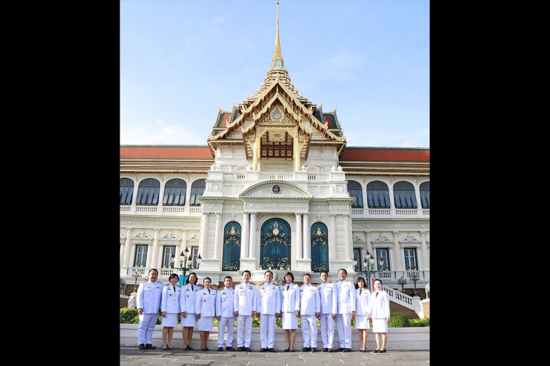 พิธีทำบุญตักบาตรถวายพระราชกุศล