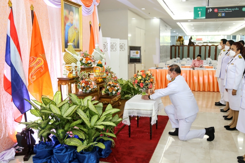 สำนักงานการตรวจเงินแผ่นดินถวายแจกันดอกไม้และลงนามถวายพระพรสมเด็จพระเจ้าลูกเธอ เจ้าฟ้าพัชรกิติยาภา