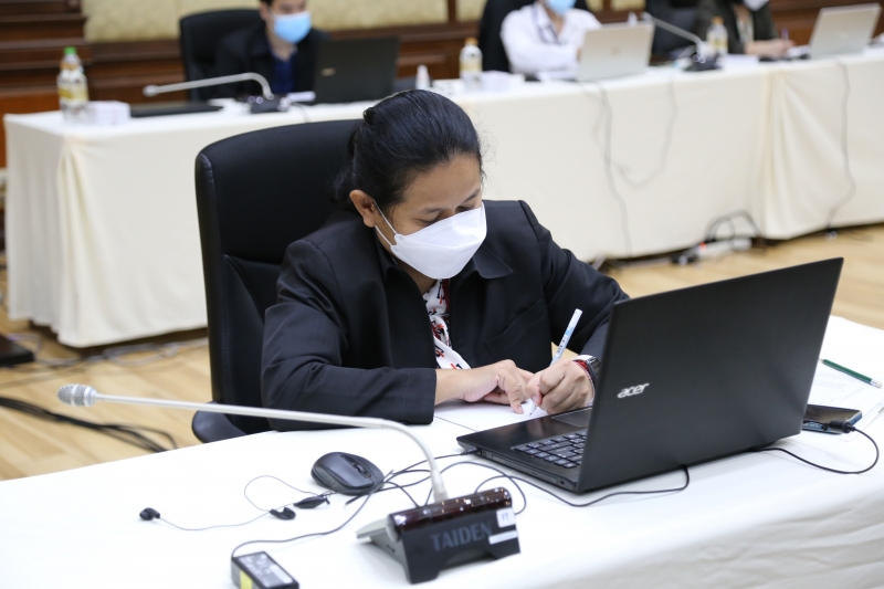 การประชุมคณะข้าราชการระดับผู้บริหาร ครั้งที่ 1/2565 ผ่านระบบออนไลน์ ณ ห้องดำริอิศรานุวรรต สำนักงานการตรวจเงินแผ่นดิน