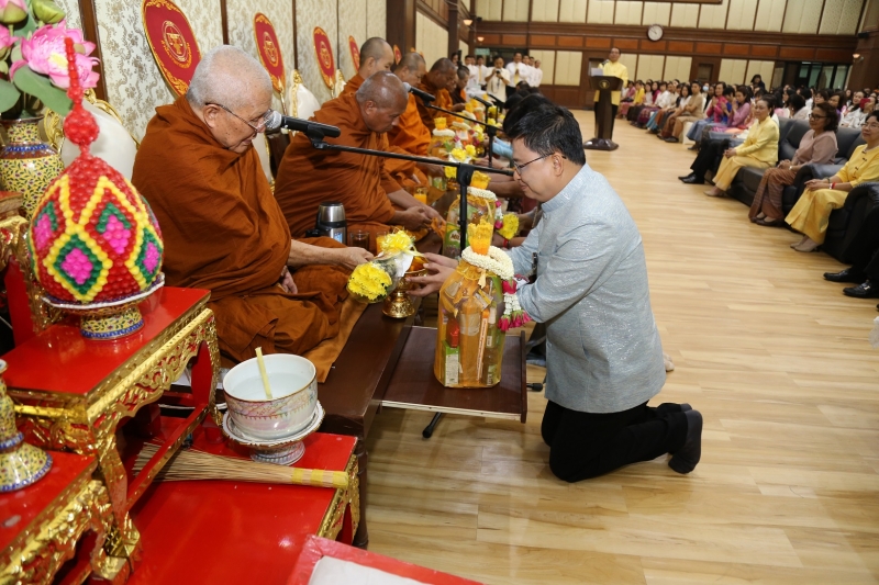 พิธีเจริญพระพุทธมนต์เพื่อความเป็นสวัสดิมงคลเนื่องในโอกาสปีใหม่ พ.ศ.2562