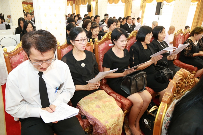 พิธีสวดพระพุทธมนต์ถวายพระราชกุศล   แด่พระบาทสมเด็จพระปรมินทรมหาภูมิพลอดุลยเดช มหิตลาธิเบศรรามาธิบดี จักรีนฤบดินทร สยามินทราธิราช