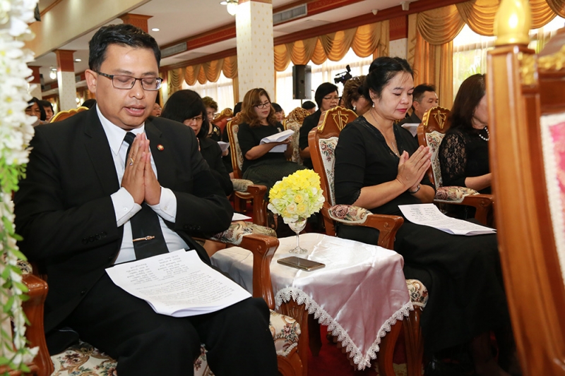 พิธีสวดพระพุทธมนต์ถวายพระราชกุศล   แด่พระบาทสมเด็จพระปรมินทรมหาภูมิพลอดุลยเดช มหิตลาธิเบศรรามาธิบดี จักรีนฤบดินทร สยามินทราธิราช