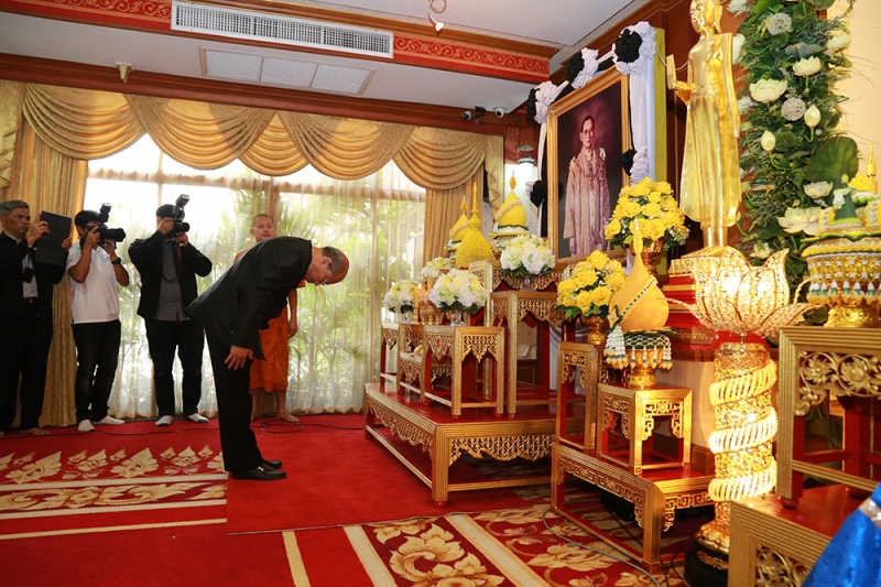 พิธีสวดพระพุทธมนต์ถวายพระราชกุศล   แด่พระบาทสมเด็จพระปรมินทรมหาภูมิพลอดุลยเดช มหิตลาธิเบศรรามาธิบดี จักรีนฤบดินทร สยามินทราธิราช
