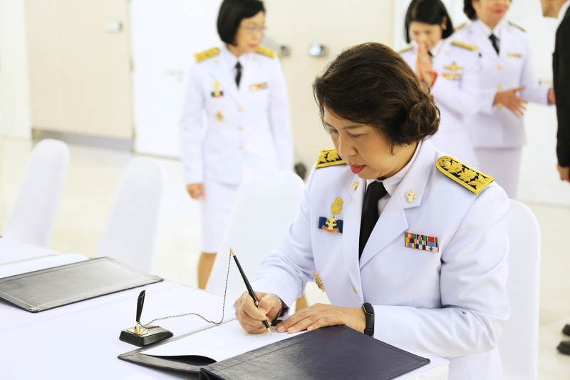 สตง. ลงนามถวายพระพร “พระองค์โสม” 