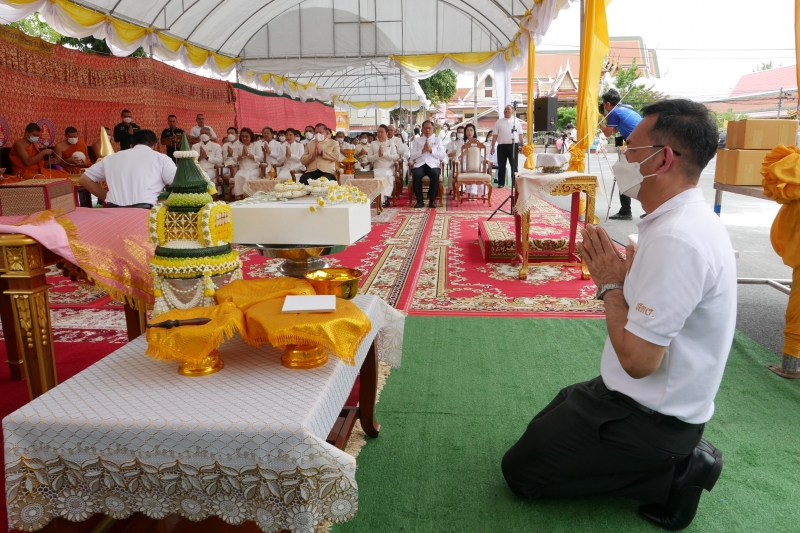 พิธีเททองหล่อพระพุทธโสธร รุ่น มงคลแผ่นดิน 108