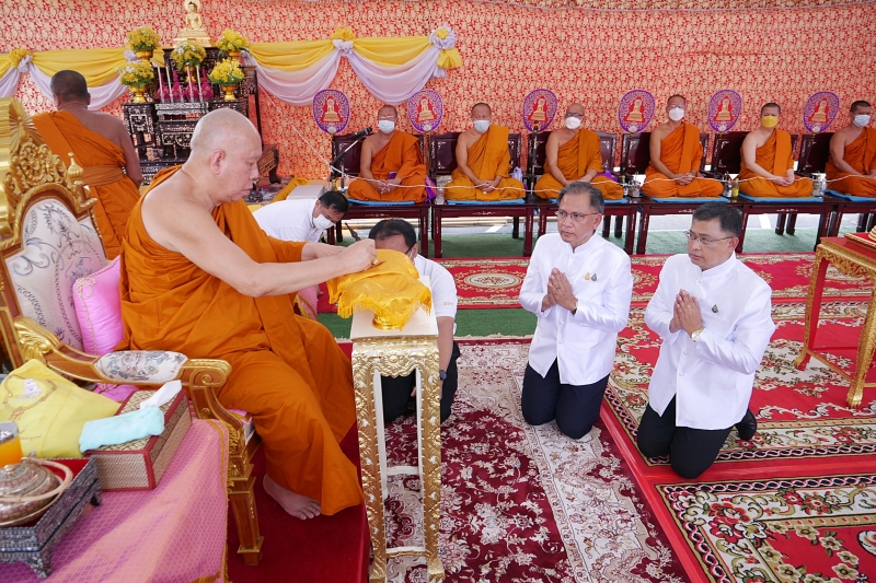 พิธีเททองหล่อพระพุทธโสธร รุ่น มงคลแผ่นดิน 108