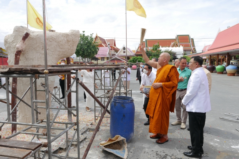 พิธีเททองหล่อพระพุทธโสธร รุ่น มงคลแผ่นดิน 108