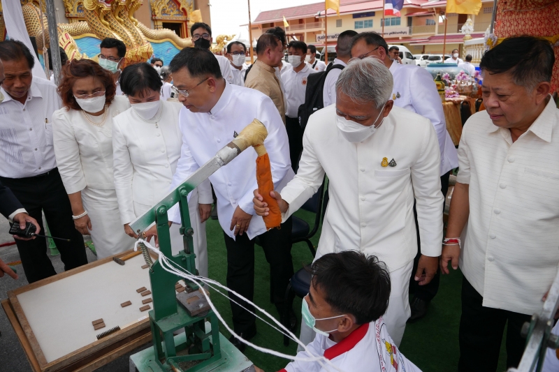 พิธีเททองหล่อพระพุทธโสธร รุ่น มงคลแผ่นดิน 108