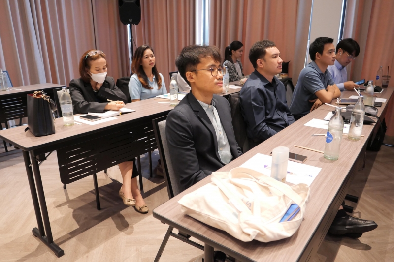 โครงการพัฒนาความรู้และกฎหมายที่จำเป็นต่อการปฏิบัติงาน