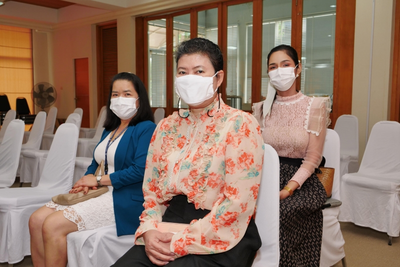  สำนักงานการตรวจเงินแผ่นดินส่งมอบปฏิทินภายใต้โครงการ ปฏิทินตั้งโต๊ะปีเก่าส่งต่อให้เรานะ เนื่องในโอกาสครบรอบ 108 ปี สำนักงานการตร
