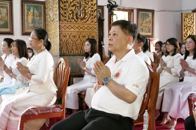 2566-03-30 พิธีอธิษฐานจิตมวลสาร แผ่นจาร และแผ่นดวงชะตา พระพุทธโสธร รุ่น มงคลแผ่นดิน 108 ณ วัดพระธาตุหริภุญชัยวรมหาวิหาร จังหวัดล