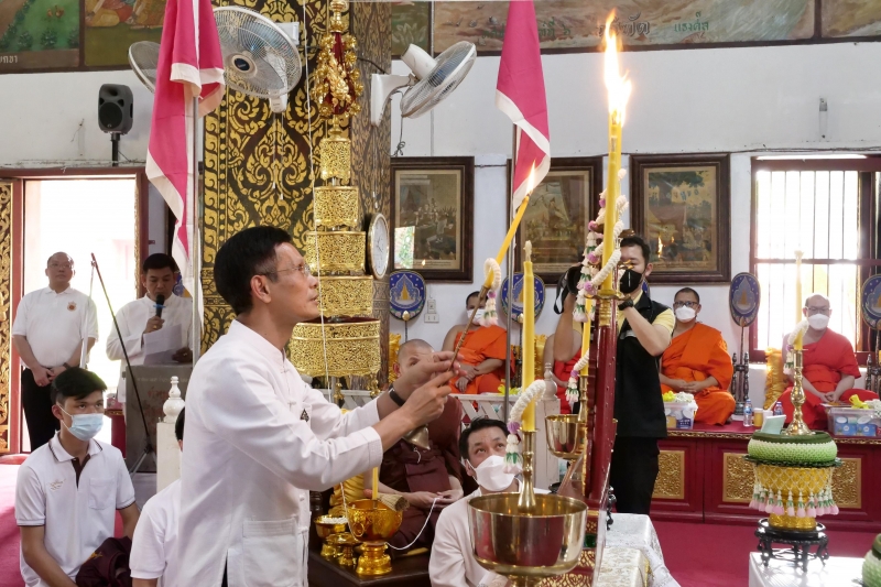 2566-03-30 พิธีอธิษฐานจิตมวลสาร แผ่นจาร และแผ่นดวงชะตา พระพุทธโสธร รุ่น มงคลแผ่นดิน 108 ณ วัดพระธาตุหริภุญชัยวรมหาวิหาร จังหวัดล