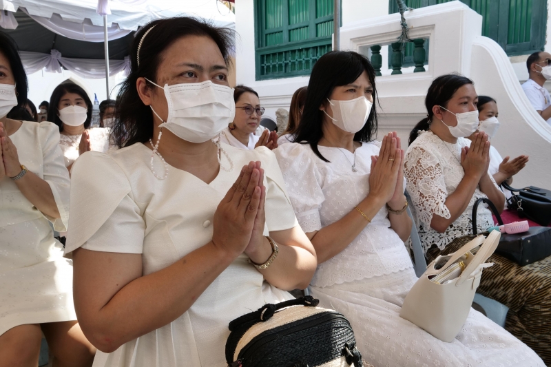 พิธีอธิษฐานจิตมวลสาร แผ่นจาร และแผ่นดวงชะตา 