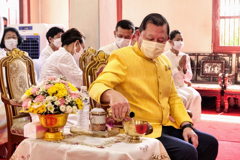 พิธีอธิษฐานจิตมวลสาร แผ่นจาร และแผ่นดวงชะตา 