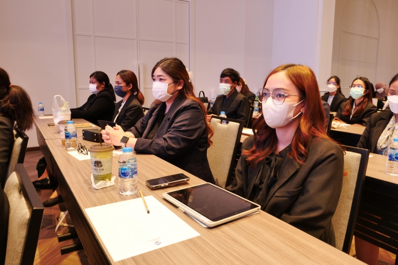 ศาสตราจารย์ ดร. อรพิน ผลสุวรรณ์ สบายรูป กรรมการตรวจเงินแผ่นดิน ให้เกียรติเป็นวิทยากรบรรยายโครงการพัฒนาข้าราชการใหม่ ปีงบประมาณ 2