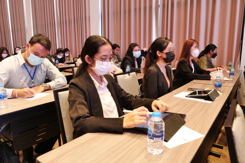 ศาสตราจารย์ ดร. อรพิน ผลสุวรรณ์ สบายรูป กรรมการตรวจเงินแผ่นดิน ให้เกียรติเป็นวิทยากรบรรยายโครงการพัฒนาข้าราชการใหม่ ปีงบประมาณ 2