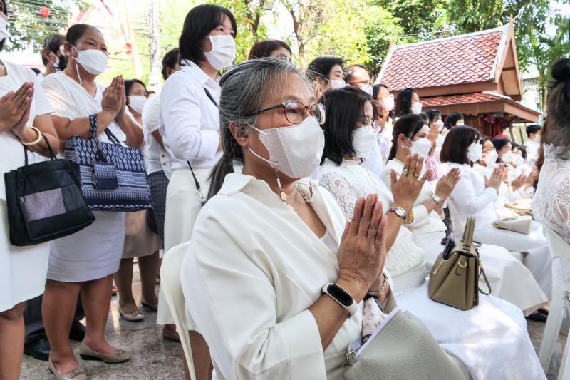 พิธีบวงสรวงดวงพระวิญญาณสมเด็จพระเจ้าตากสินมหาราช ณ ศาลสมเด็จพระเจ้ากรุงธนบุรีมหาราช วัดหงส์รัตนาราม ราชวรวิหาร กรุงเทพมหานคร