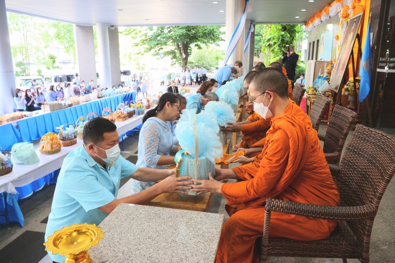 เนื่องในโอกาสวันเฉลิมพระชนมพรรษา สมเด็จพระนางเจ้าสิริกิติ์ พระบรมราชินีนาถ 