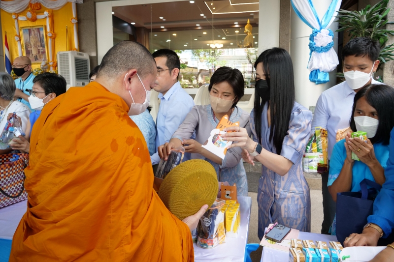 เนื่องในโอกาสวันเฉลิมพระชนมพรรษา สมเด็จพระนางเจ้าสิริกิติ์ พระบรมราชินีนาถ 