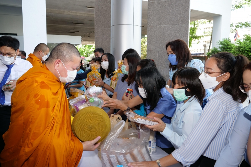 เนื่องในโอกาสวันเฉลิมพระชนมพรรษา สมเด็จพระนางเจ้าสิริกิติ์ พระบรมราชินีนาถ 