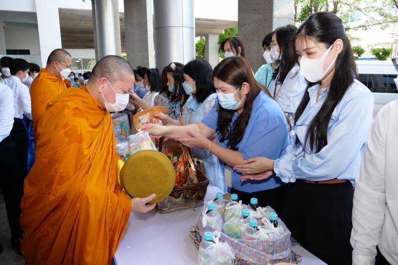 เนื่องในโอกาสวันเฉลิมพระชนมพรรษา สมเด็จพระนางเจ้าสิริกิติ์ พระบรมราชินีนาถ 