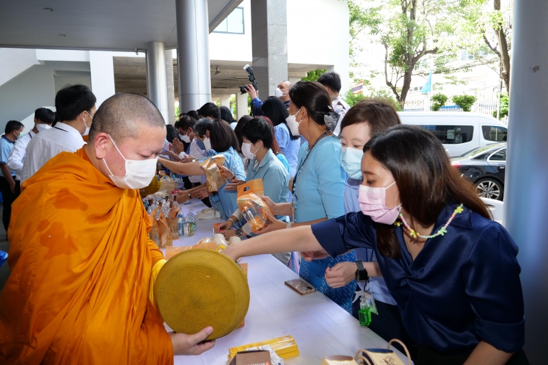 เนื่องในโอกาสวันเฉลิมพระชนมพรรษา สมเด็จพระนางเจ้าสิริกิติ์ พระบรมราชินีนาถ 