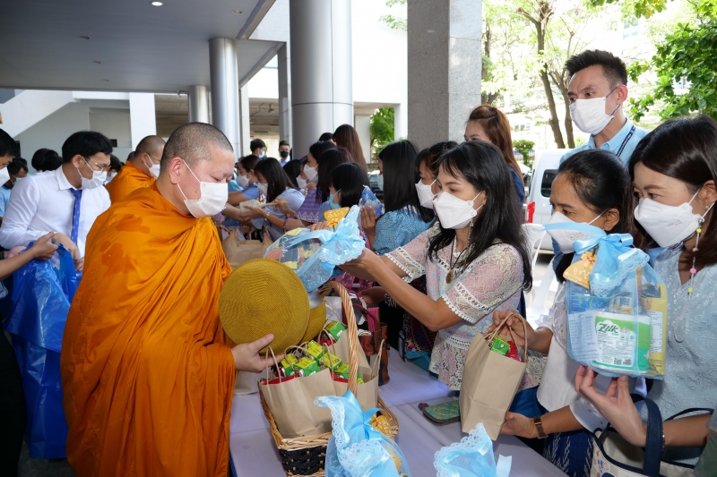 เนื่องในโอกาสวันเฉลิมพระชนมพรรษา สมเด็จพระนางเจ้าสิริกิติ์ พระบรมราชินีนาถ 