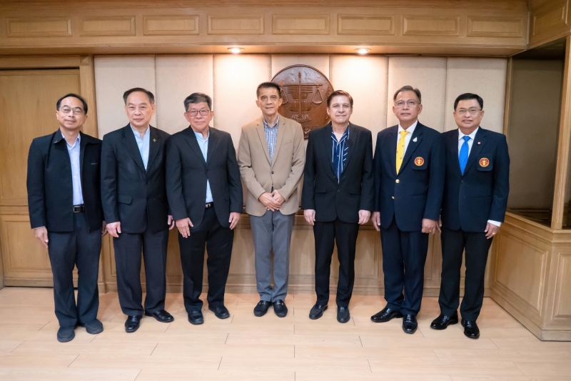 พิธีรับมอบโล่เกียรติยศ เนื่องในโอกาสครบรอบ 84 ปี 