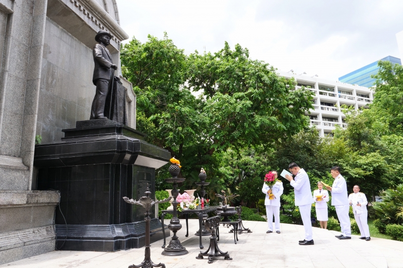 พิธีรับพระบรมราชโองการ