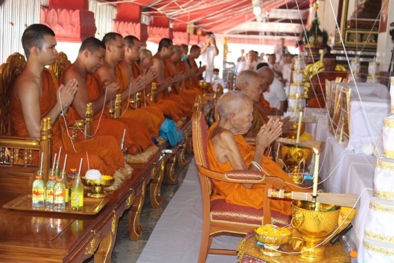 พิธีอธิษฐานจิตมวลสาร แผ่นจาร และแผ่นดวงชะตา พระพุทธโสธร รุ่น มงคลแผ่นดิน 108 ณ วัดพระมหาธาตุ วรมหาวิหาร จังหวัดนครศรีธรรมราช