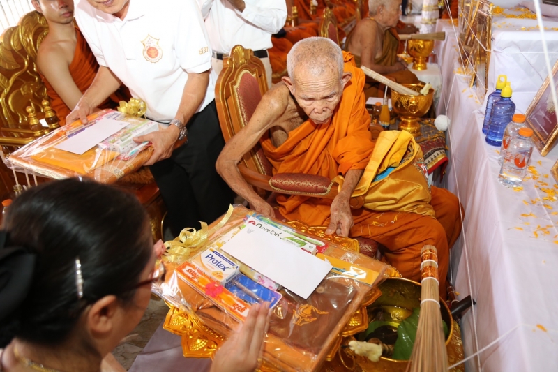 พิธีอธิษฐานจิตมวลสาร แผ่นจาร และแผ่นดวงชะตา พระพุทธโสธร รุ่น มงคลแผ่นดิน 108 ณ วัดพระมหาธาตุ วรมหาวิหาร จังหวัดนครศรีธรรมราช
