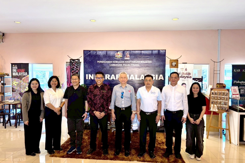 ถ่ายภาพร่วมกัน