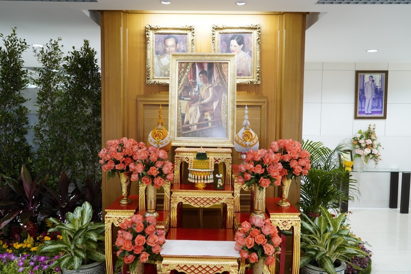  สำนักงานการตรวจเงินแผ่นดินถวายแจกันดอกไม้และลงนามถวายพระพรชัยมงคลสมเด็จพระเจ้าลูกเธอ เจ้าฟ้าสิริวัณณวรี นารีรัตนราชกัญญา