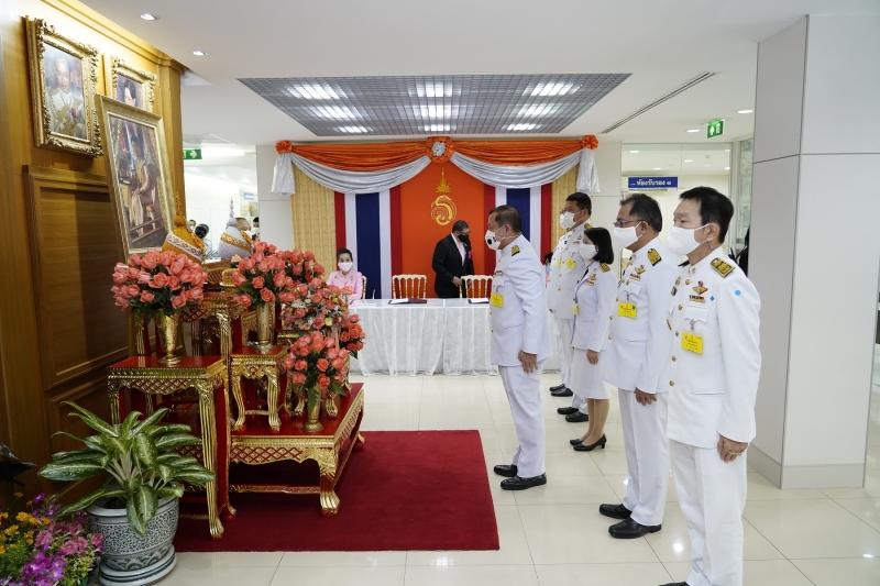  สำนักงานการตรวจเงินแผ่นดินถวายแจกันดอกไม้และลงนามถวายพระพรชัยมงคลสมเด็จพระเจ้าลูกเธอ เจ้าฟ้าสิริวัณณวรี นารีรัตนราชกัญญา