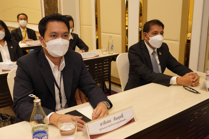 แผ่นดิน โครงการพัฒนานักบริหารการตรวจเงินแผ่นดินระดับสูง (นตส.) รุ่นที่ 12