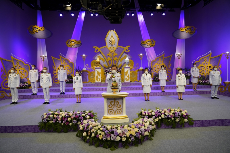 บันทึกเทปถวายพระพรสมเด็จพระนางเจ้าฯพระบรมราชินี ณ ห้องบันทึกเทป สถานีวิทยุโทรทัศน์แห่งประเทศไทย กรมประชาสัมพันธ์ (ช่อง 11)