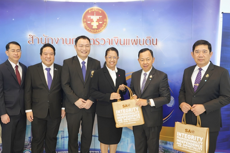 การสัมมนาสาธารณะและจัดนิทรรศการทางวิชาการ