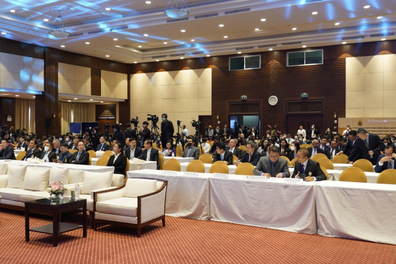 การสัมมนาสาธารณะและจัดนิทรรศการทางวิชาการ