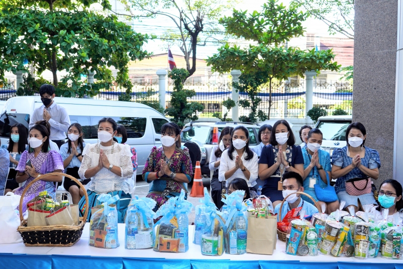 เนื่องในโอกาสวันเฉลิมพระชนมพรรษา สมเด็จพระนางเจ้าสิริกิติ์ พระบรมราชินีนาถ 