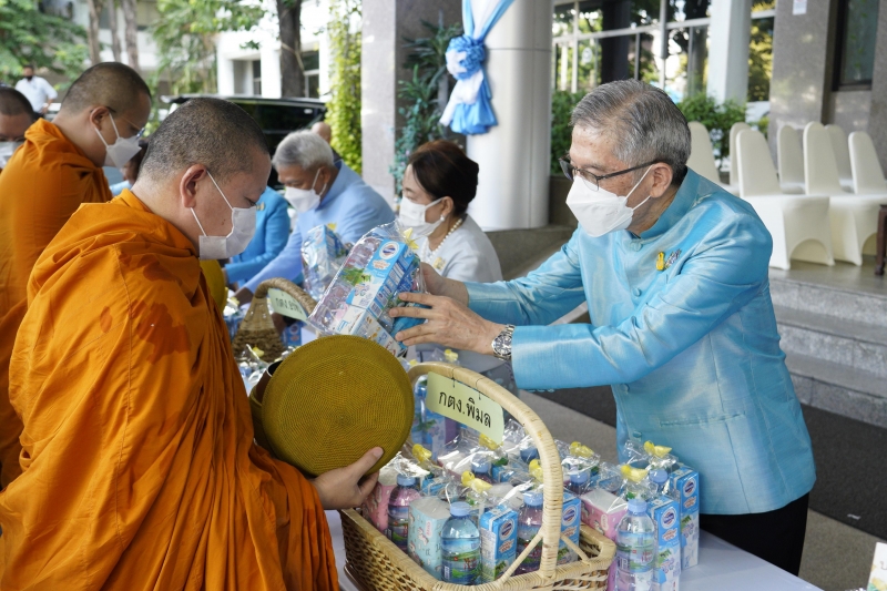 เนื่องในโอกาสวันเฉลิมพระชนมพรรษา สมเด็จพระนางเจ้าสิริกิติ์ พระบรมราชินีนาถ 