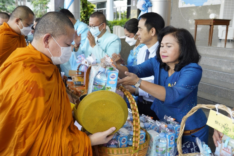 เนื่องในโอกาสวันเฉลิมพระชนมพรรษา สมเด็จพระนางเจ้าสิริกิติ์ พระบรมราชินีนาถ 