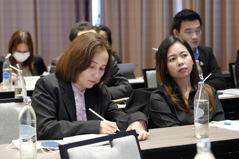 โครงการพัฒนาความรู้และกฎหมายที่จำเป็นต่อการปฏิบัติงาน