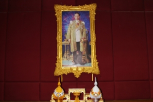 พิธีวางพวงมาลาเนื่องในวันคล้ายวันสวรรคตพระบาทสมเด็จพระบรมชนกาธิเบศร มหาภูมิพลอดุลยเดชมหาราช บรมนาถบพิตร 13 ตุลาคม 2564