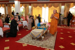 พิธีสวดพระพุทธมนต์ถวายพระราชกุศล   แด่พระบาทสมเด็จพระปรมินทรมหาภูมิพล ดุลยเดช มหิตลาธิเบศรรามาธิบดี จักรีนฤบดินทร สยามินทราธิราช
