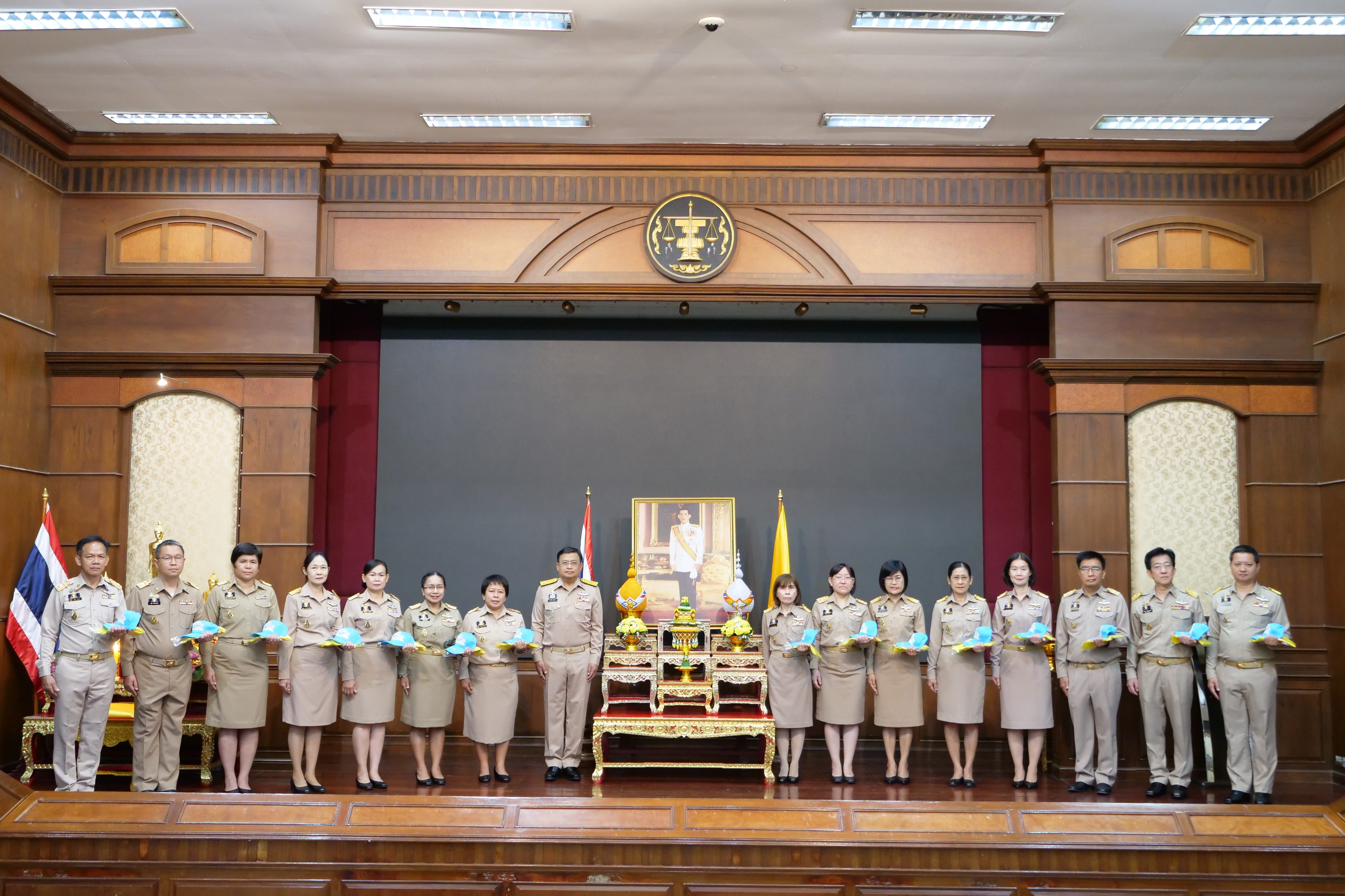 พิธีรับหมวก ผ้าพันคอ จิตอาสาพระราชทาน