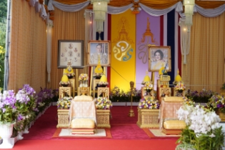 พิธีสวดเจริญมหามงคลรวมศาสนา 3 ธันวาคม 2563 สืบสานพระราชปณิธาน "ธรรมราชินี"