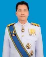 นายสุพัฒน์ แดงปุ่น
